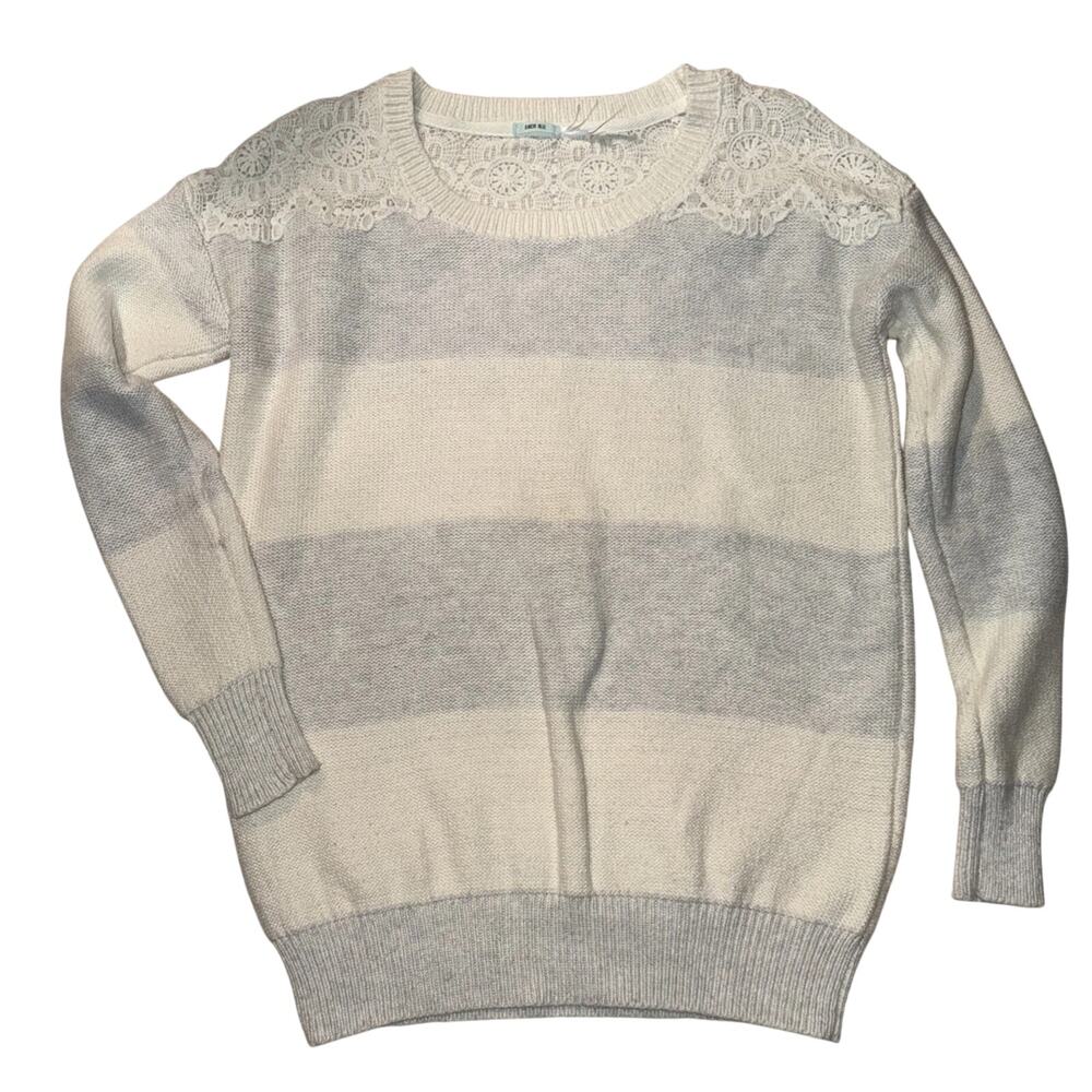 Kimchi Blue (UO) Oversized Lace Yoke Ombre Stripe Sweater XS (P2P 20”)